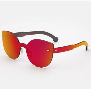 RETROSUPERFUTURE TUTTOLENTE LUCIA RED Sunglasses WITH Original Case